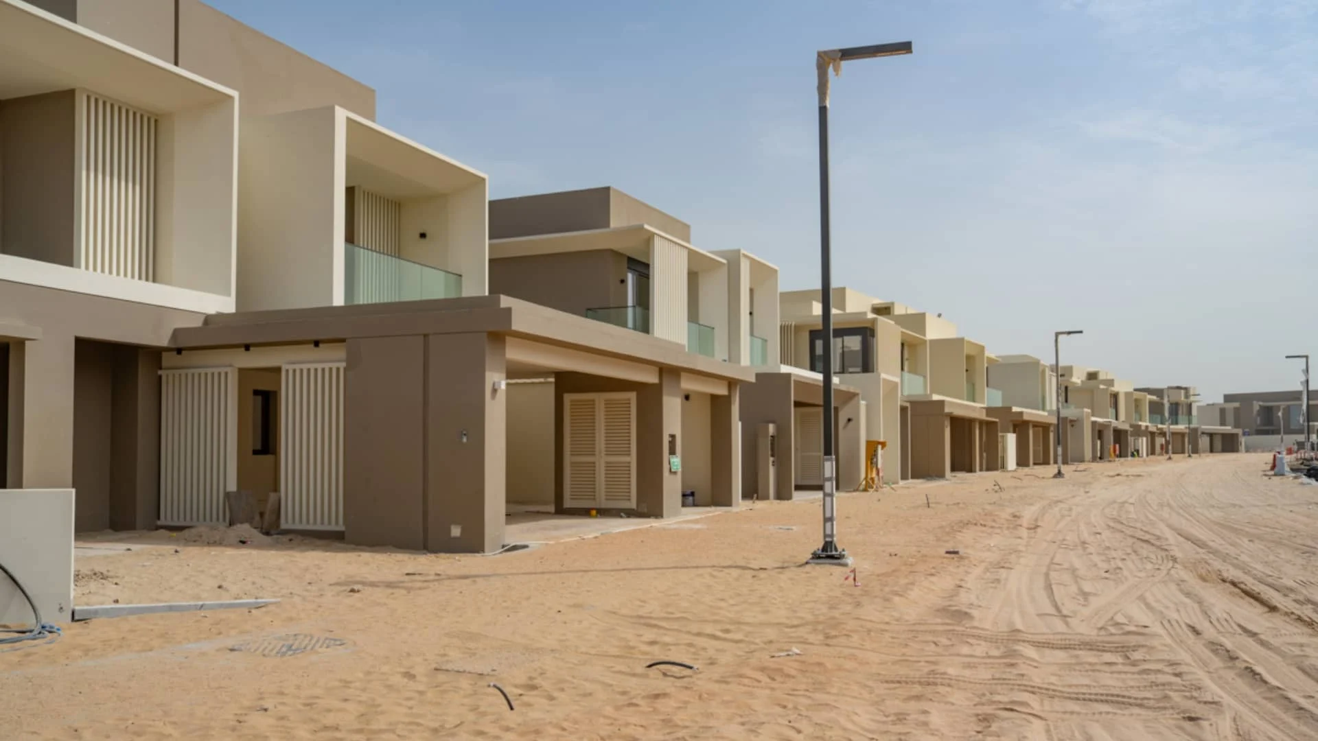 Jebel Ali Village in Dubai — Out Of Stock